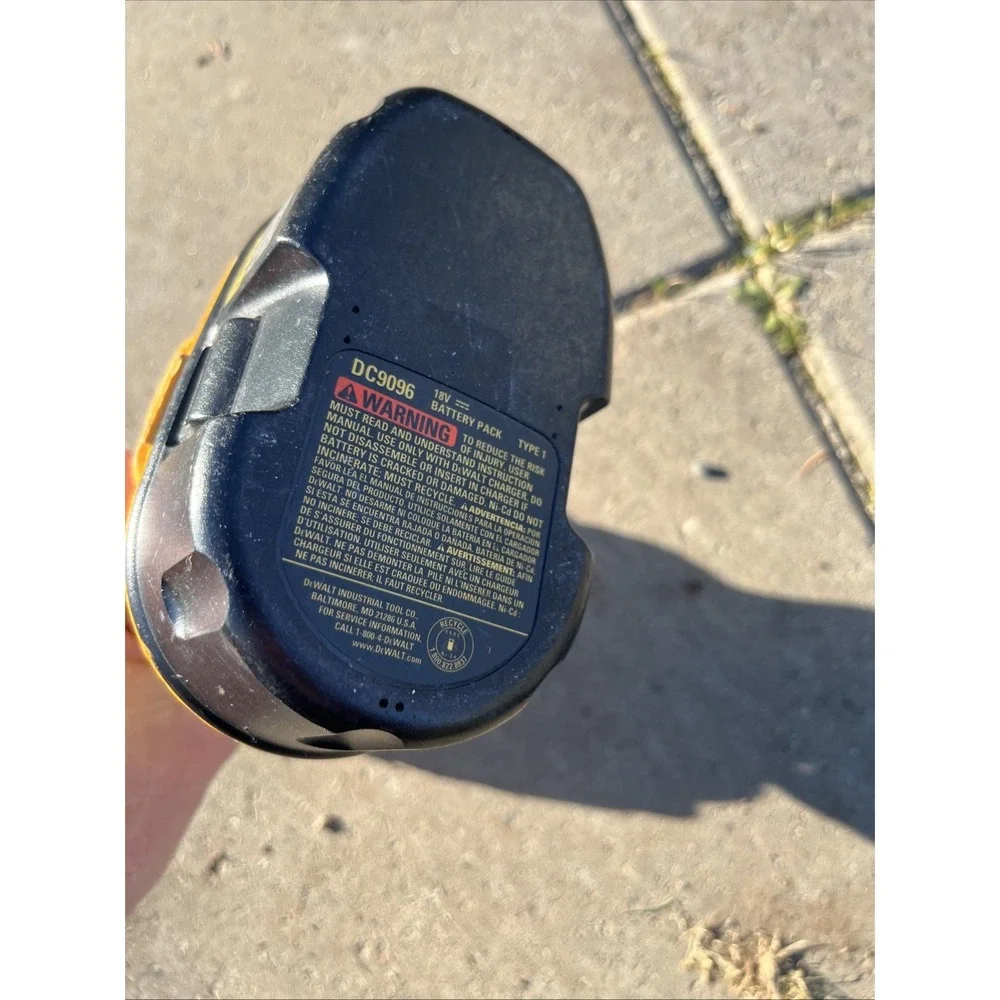 DEWALT DC825 1/4